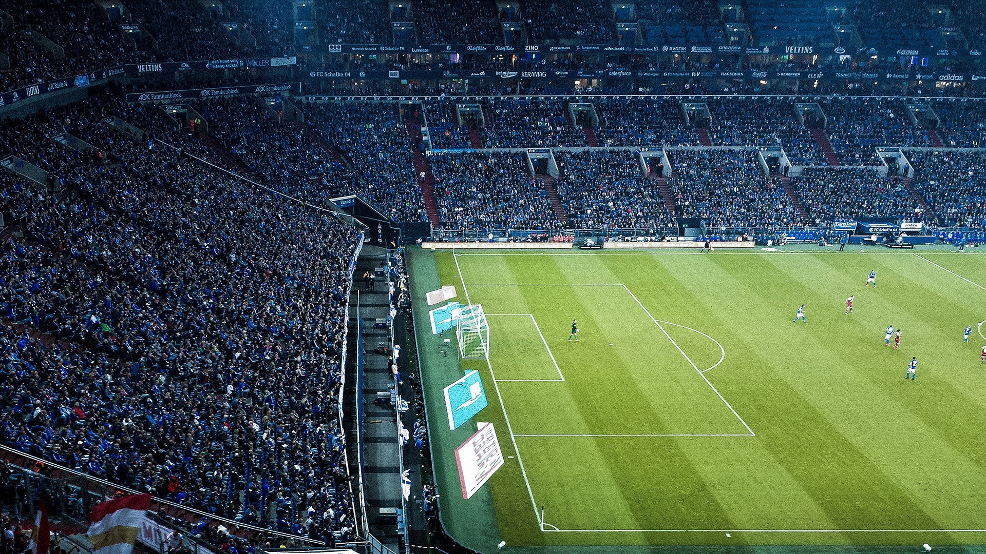 “逆境中的坚持”——车手抗压应变的真实故事